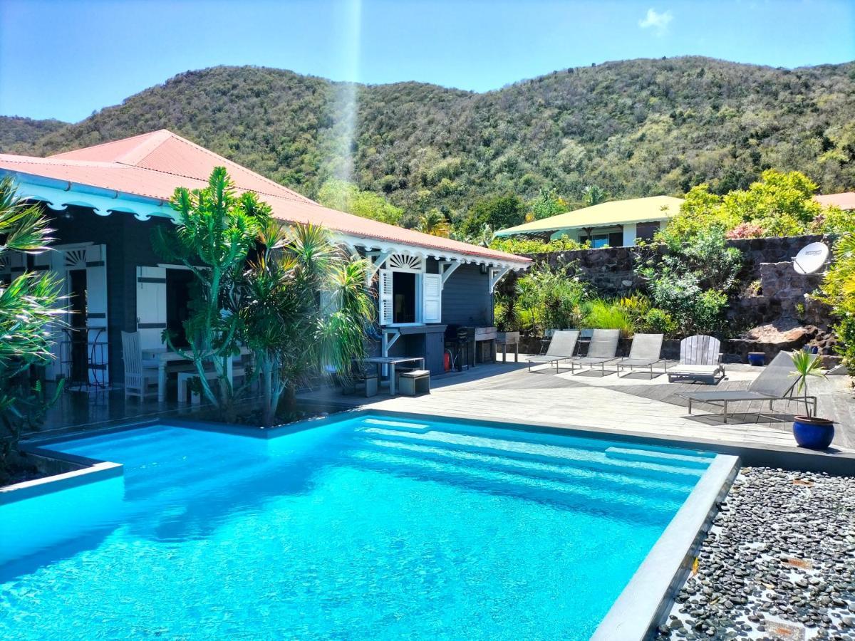 La Maison Bleue - Les Hauts De La Baie Terre-de-Bas ภายนอก รูปภาพ