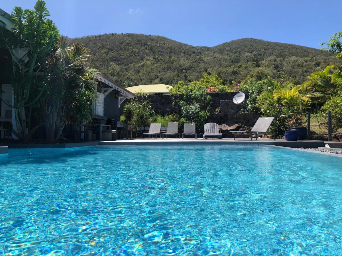 La Maison Bleue - Les Hauts De La Baie Terre-de-Bas ภายนอก รูปภาพ