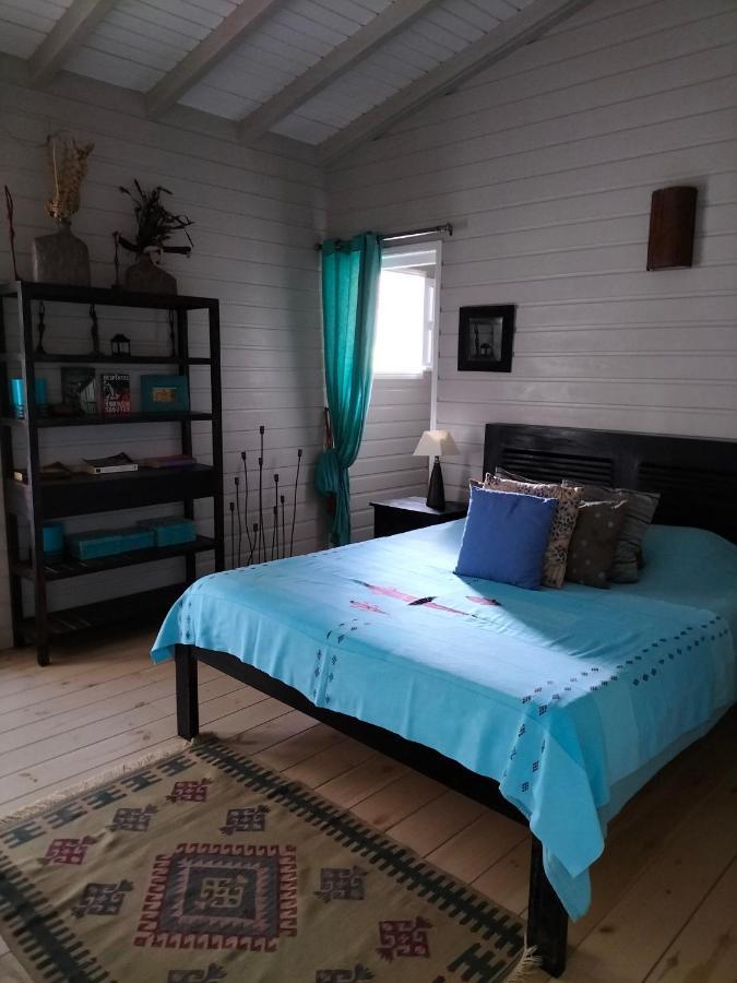 La Maison Bleue - Les Hauts De La Baie Terre-de-Bas ภายนอก รูปภาพ