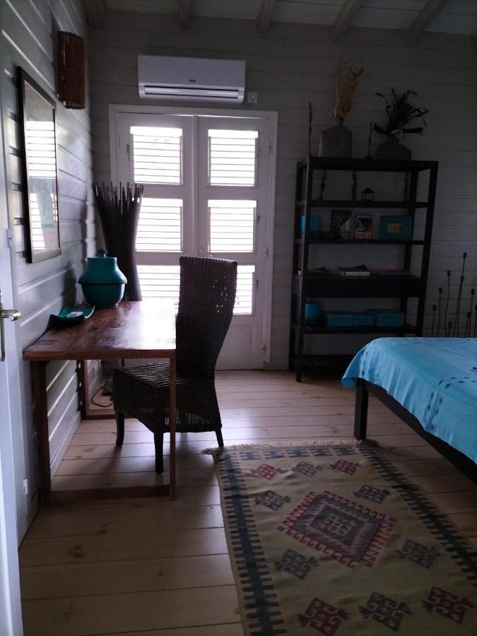 La Maison Bleue - Les Hauts De La Baie Terre-de-Bas ภายนอก รูปภาพ