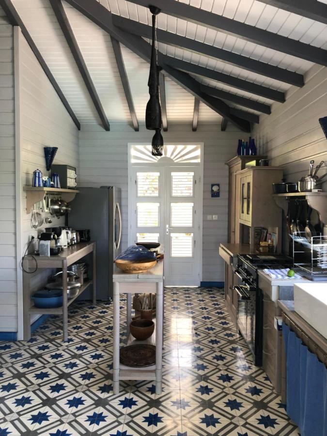 La Maison Bleue - Les Hauts De La Baie Terre-de-Bas ภายนอก รูปภาพ
