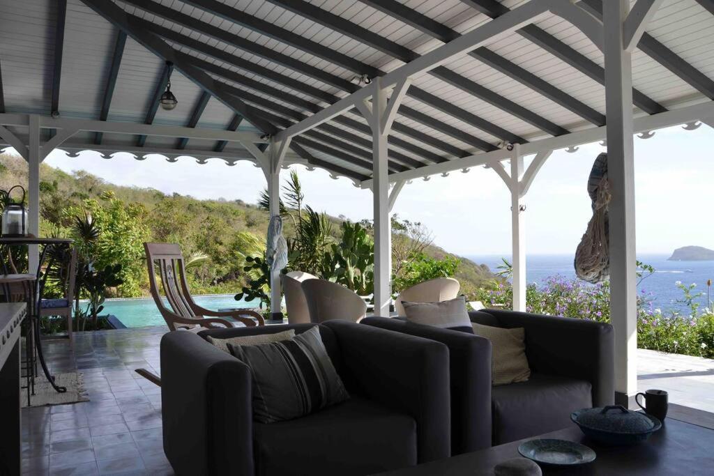 La Maison Bleue - Les Hauts De La Baie Terre-de-Bas ภายนอก รูปภาพ